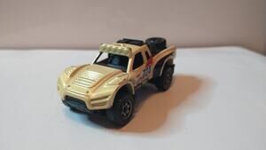 Matchbox 2009 Mattel Beige Truck Made in Thailand